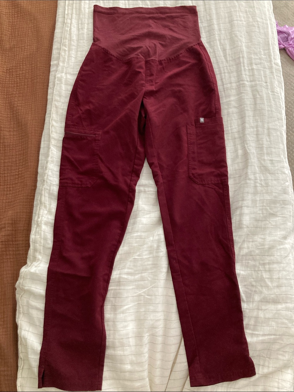 FIGS maternity Straight Leg Scrub Pants in Burgundy